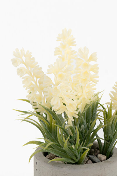 YAPAY ÇİÇEKÇİNİZ باقة لافندر صناعية باللون الأبيض في وعاء خرساني رمادي