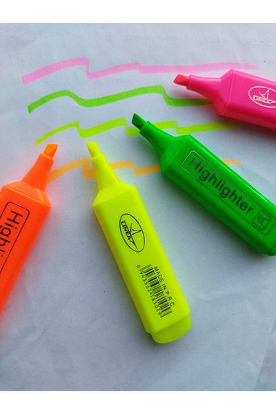 Linea 4 Color Phosphorescent Highlighter