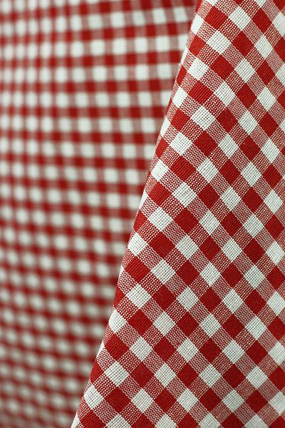 BELMODMODA Red White Checkered Plaid Zephyr Fabric 1x1.7 mt