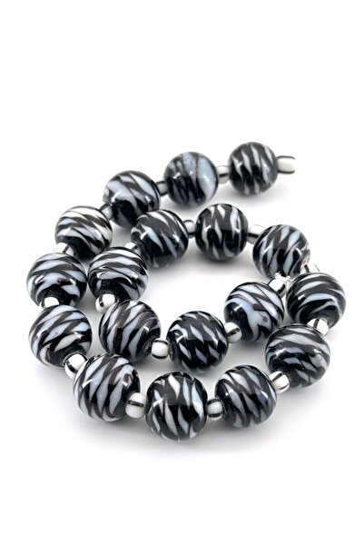 Selvi Konsept Siyah Üzeri Beyaz Desenli Yuvarlak Dizi Cam Boncuk 1 Dizi