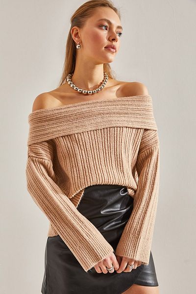Bianco Lucci Women's Ruffle Collar Sweater
