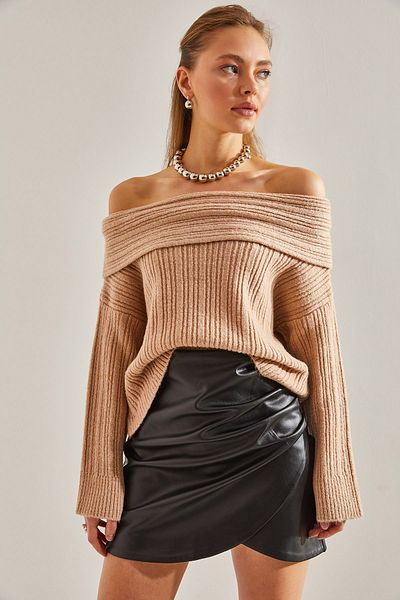 Bianco Lucci Women's Ruffle Collar Sweater