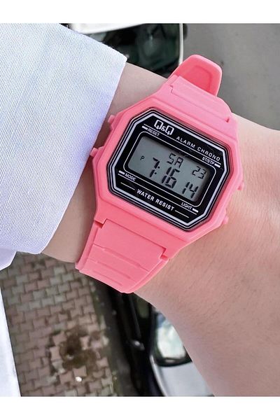 Q&Q Vintage Digital Women's Plastic Cord Wristwatch
