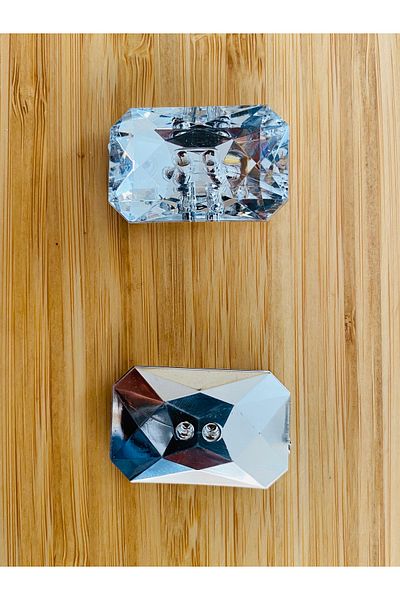 Öztürk Crystal Stone Looking metallized plastic button2 pieces