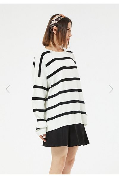 Alegante Crew Neck Striped Color Casual Knitwear Sweater