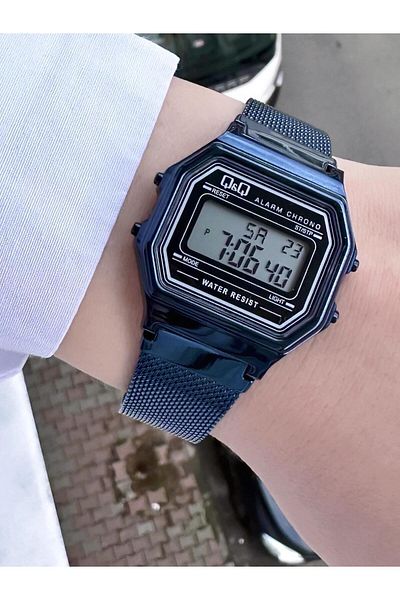 Q&Q Vintage Digital Women's Straw Cord Wristwatch