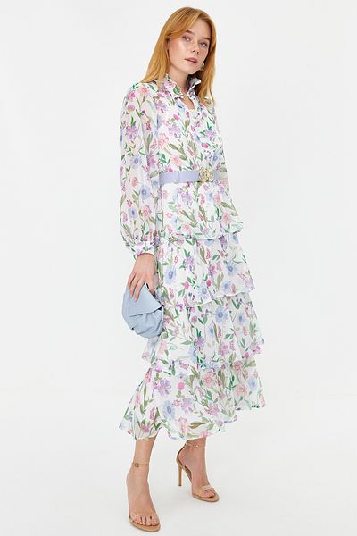 Trendyol Modest Blaues, mit Gürtel gefüttertes, gewebtes Kleid aus Chiffon mit Blumenmuster TCTSS24EB00024