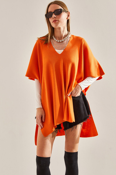 Bianco Lucci Women's Poncho Sweater