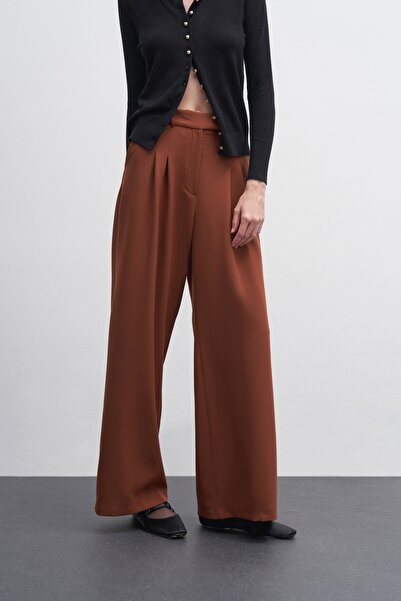 EBU Prive Women's Double Pleated Palazzo Trousers Chocolate Brown