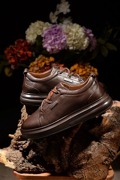 Pierre Cardin Ανδρικά 100% δερμάτινα καφέ παπούτσια casual που παρουσιάζουν κομψότητα και άνεση σε ένα μοντέλο με καινοτόμο στυλ