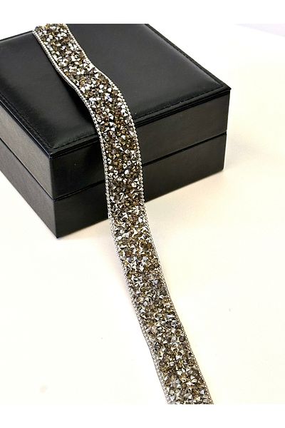 ODDA TASARIM ATÖLYESİ Ball chain detail sticking edge with Tü gold stone 1m strip
