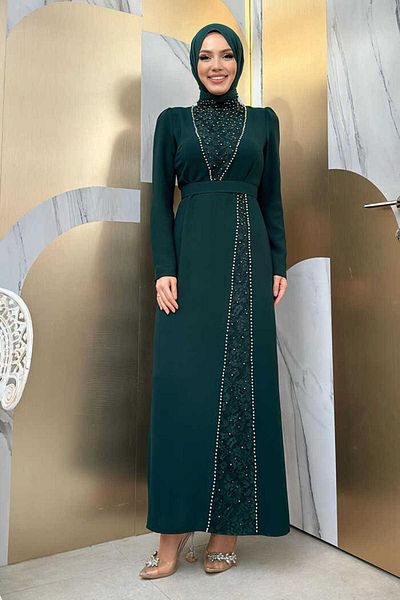 Bym Fashion 3870 κρεπ δαντελένιο φόρεμα με πέτρες Emerald