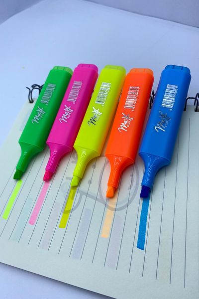 Bold Grup Maxx Neon Color Highlighter Set of 5
