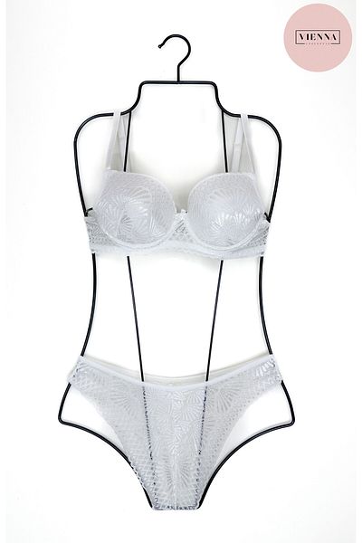 Vienna Underwear Women's Lace, Padded, Underwire Bra Set