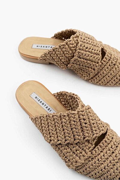 NİŞANTAŞI SHOES Γυναικείες παντόφλες Laila Brown Knitted Cross Strap Detail