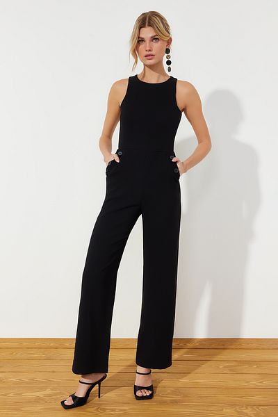 Trendyol Collection Schwarzer gewebter Maxi-Jumpsuit mit Taschendetail TWOSS24TU00013