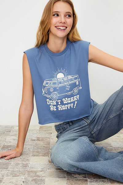 Trendyol Collection Πλεκτό μπλουζάκι Indigo 100% βαμβακερό αμάνικο Crop Crew Knitted T-shirt TWOSS23TS00122