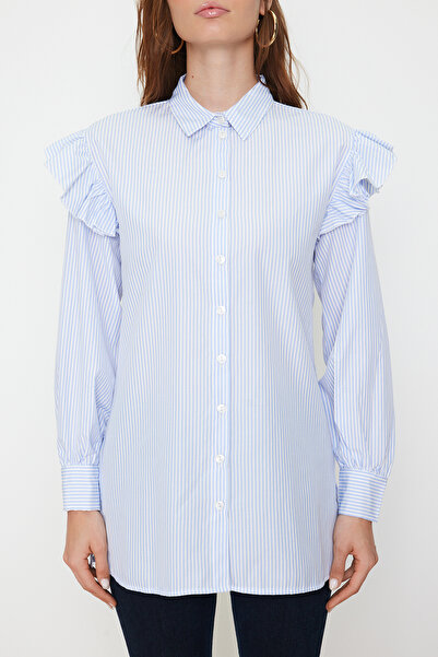 Trendyol Modest Světle modrá pruhovaná bavlněná košile TCTSS24TG00010