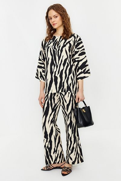 Trendyol Modest Mink Three Quarter Sleeve Zebra Patterned Tunic Trousers Woven Bottom Top Set TCTSS24US00020