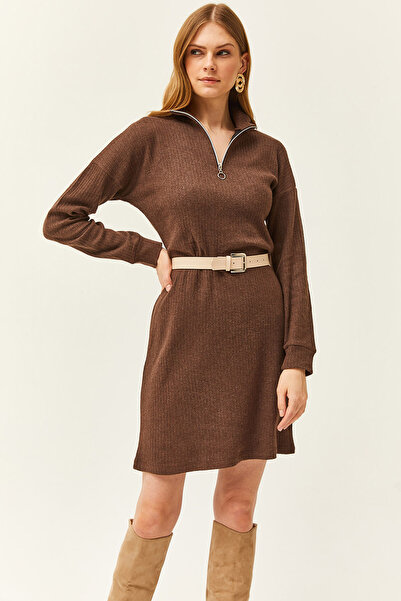Olalook Kadın Kahverengi Dik Yaka Fermuarlı Salaş Elbise ELB-19002023