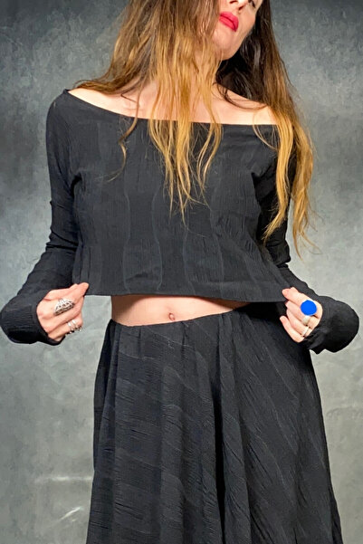 Quincey LOW SHOULDER CROP BLUZ