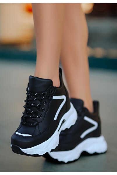 Madam Tarz حذاء رياضي نسائي كاجوال بكعب عريض مخفي من ميلانو