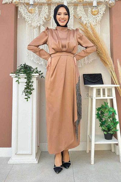 Bym Fashion Φούστα Φούντα Λεπτομέρεια Σατέν Βραδινό Φόρεμα με Ζώνη Αξεσουάρ 3763 Μαν