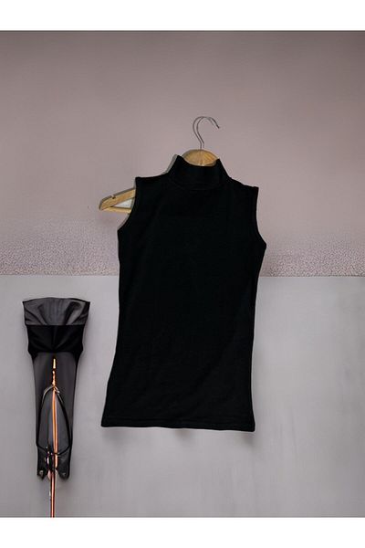 ParisTrend Women's Zero Sleeve Cotton Turtleneck Body Single black
