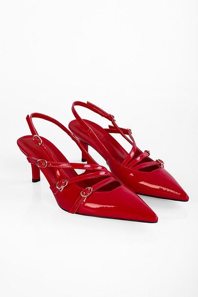 Shoeberry Joelle – Spitz zulaufende Stilettos aus rotem Lackleder für Damen mit Gürtel und Schnalle