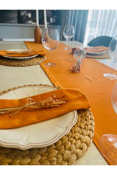 Decamor home 6-Piece Carefree Velvet Textured Orange Fabric Napkin