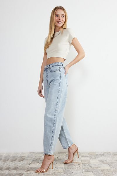 Trendyol Collection Blugi largi albastru deschis cu talie înaltă TWOSS24JE00113