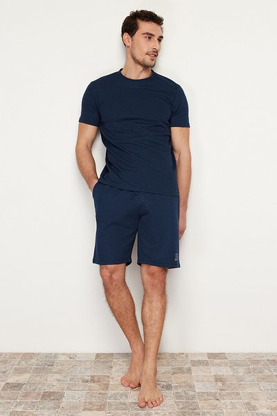 Trendyol Collection Sada pleteného pyžama s texturou v námořnické modré Regular Fit s šortkami TMNSS23PT00032