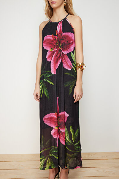 Trendyol Collection Stretchy Black Maxi Knitted Dress - Halter Neck, TWOSS23EL02372