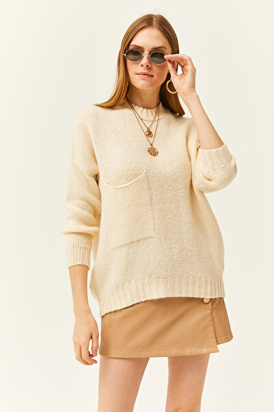 Olalook Women's Ecru Pocket Detailed Soft Textured Oversize Knitwear Sweater KZK-19000767