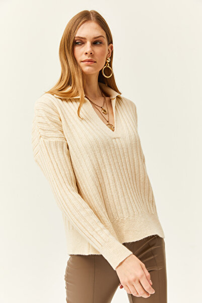 Olalook Women's Ecru Polo Collar Thick Ribbed Soft Textured Sweatshirt KZK-19000764
