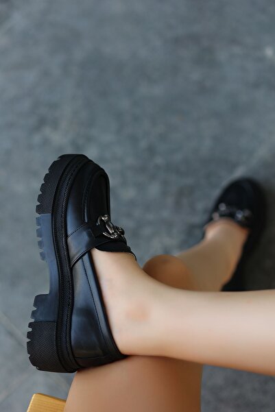 Madam Tarz Повсякденні жіночі мокасини з пряжкою Amaya