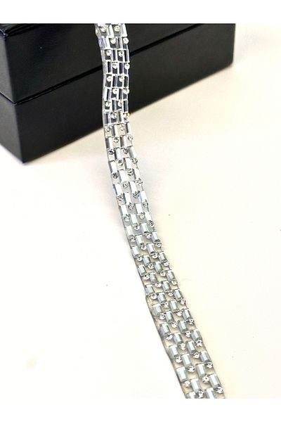 ODDA TASARIM ATÖLYESİ Crystal stone adhered with iron eni:1.3 cm length1M strip