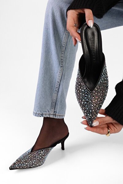 Shoeberry Dámské společenské pantofle Corsage černé saténové kamenné podpatky