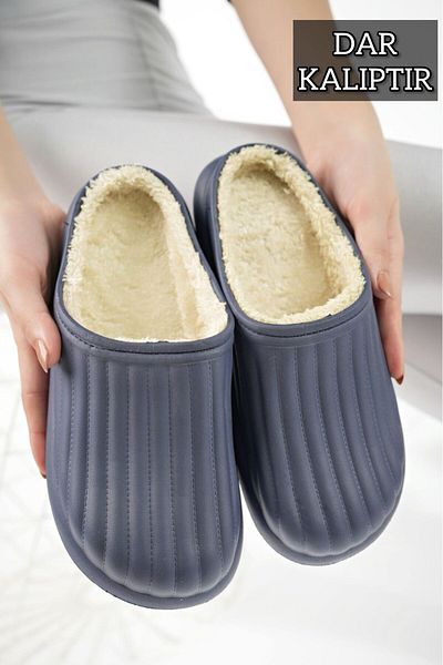 Slipcat Indoor Wool Unisex Home Slippers Winter Slippers Waterproof
