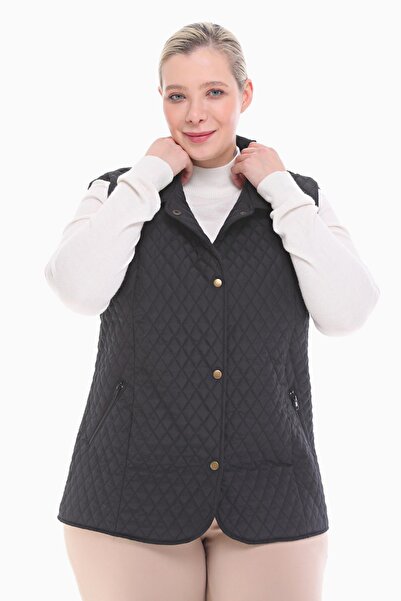 VETRE Women's Large Size Polo Collar Black Quilted Vest 1028