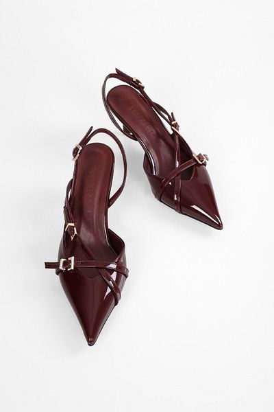 Shoeberry Lover Bordeauxrote Stilettos aus Lackleder mit Gürtelschnalle für Damen