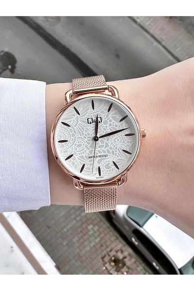 Q&Q Women's Wicker Cord Wristwatch