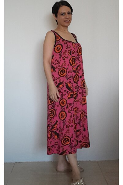 Mertcan Butik Φόρεμα με λουράκι από χτενισμένο βισκόζη με ροζ μαύρο λουλουδάτο σχέδιο με συσπειρωμένο μπροστινό και πίσω μέρος