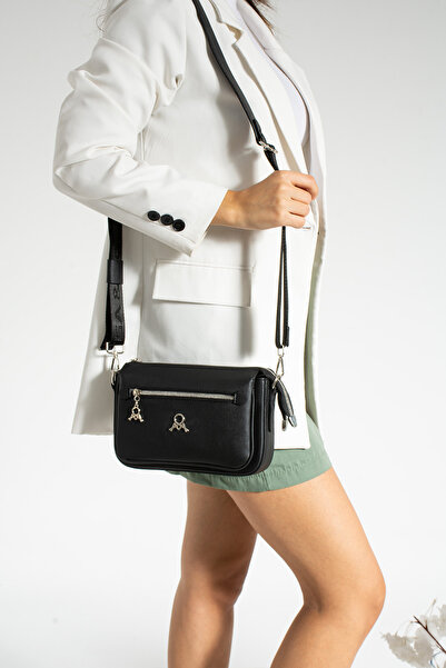 YOGII Lacon Модель Жіноча сумка через плече та на руці Водонепроникна шкіра Ш...