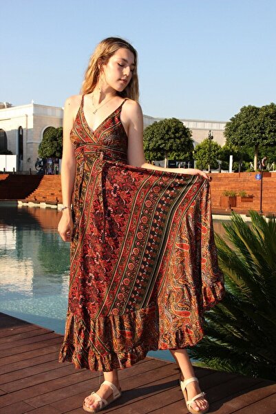 Bohemian Kadın Siyah Şal Desenli Askılı Fırfırlı Ipek Elbise