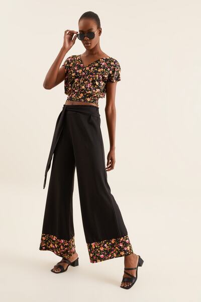 Quincey Ženske crne Sa detaljem na nogavici Krep pantalone