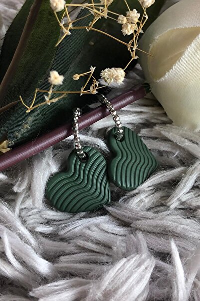 Leerybee Matte Khaki Color Antiallergic Heart Earrings