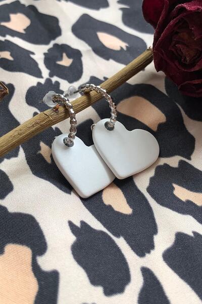 Leerybee Matte White Color Antiallergic Heart Earrings