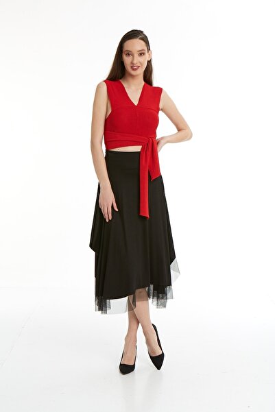 Okçu Triko V Yaka Kolsuz Triko Crop Kırmızı 20y37802-10