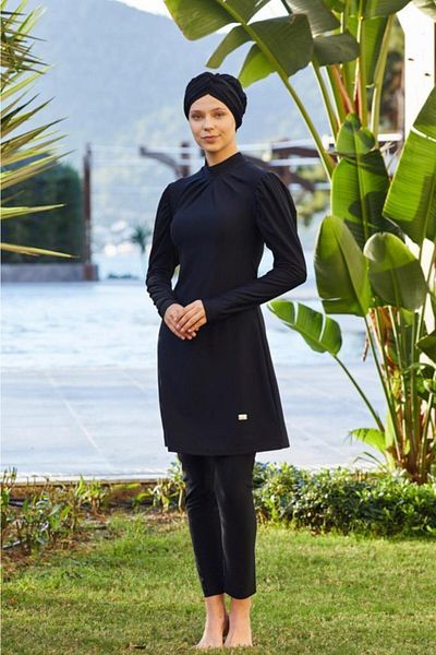 Adasea Дамски черен бански костюм с дизайн от ликра Modest